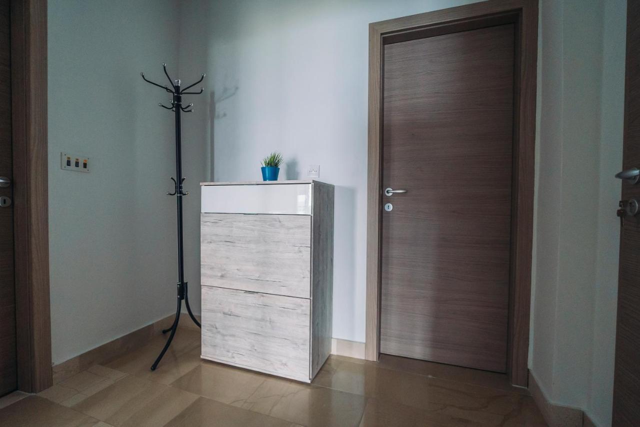 Apartmani Josip Подстрана Екстериор снимка